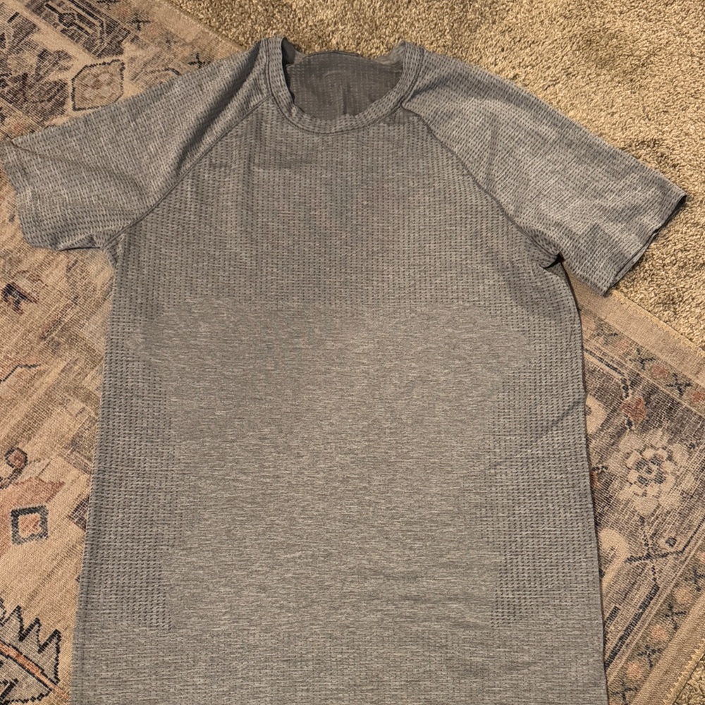 Lululemon Metal Vent Tech Short-Sleeve Shirt